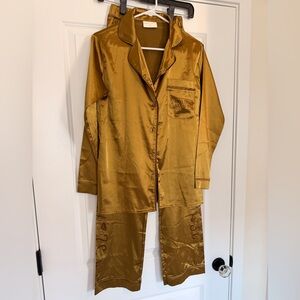 OFFICIAL Taylor Swift Fearless (Taylor’s Version) Gold Satin Pajamas (Size XS)